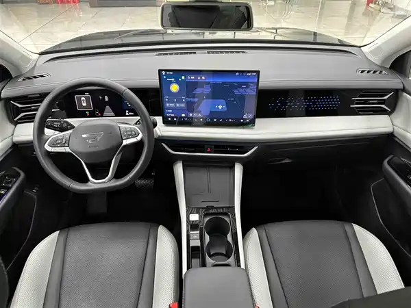 Jetta VS8 2025