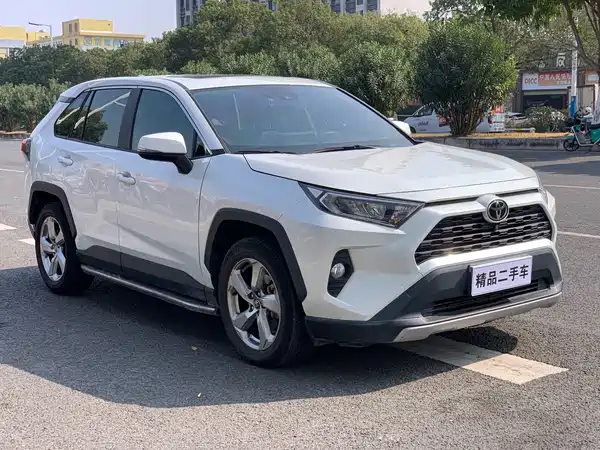 Toyota RAV4 2023