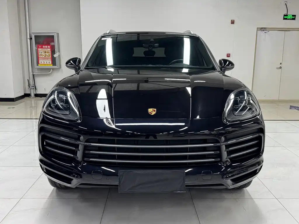Porsche Cayenne 2018 — фото 2