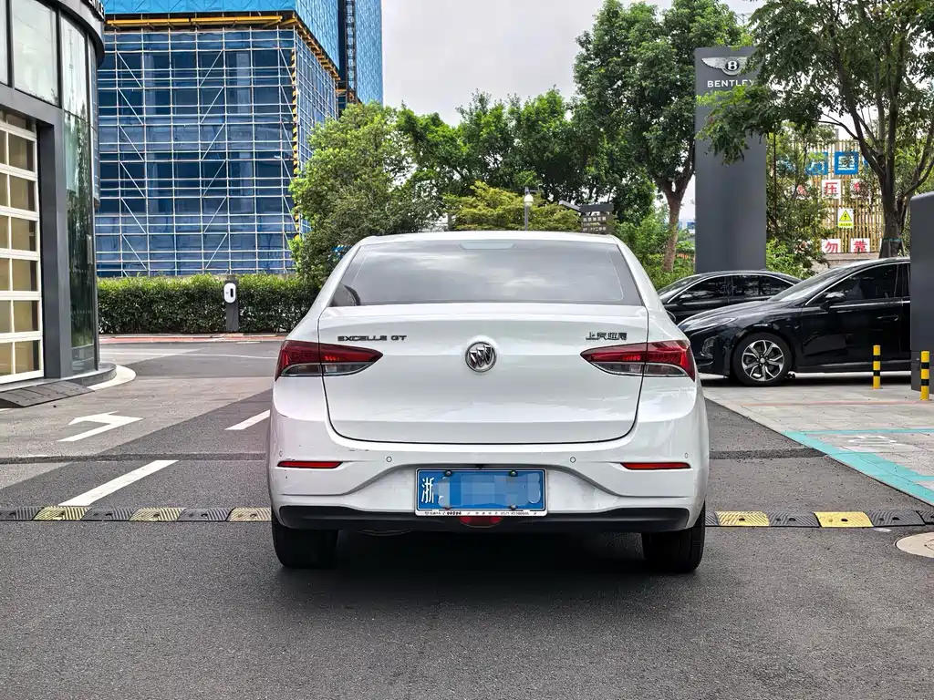 Buick Excelle 2020 — фото 10