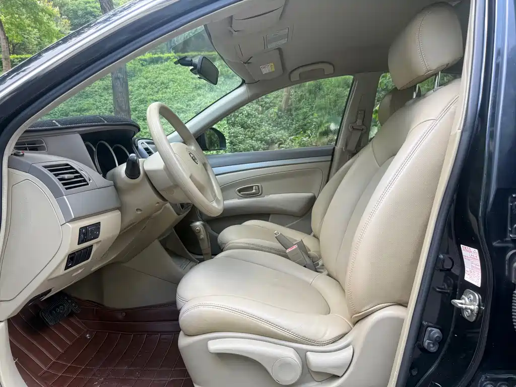 Nissan Sylphy 2013