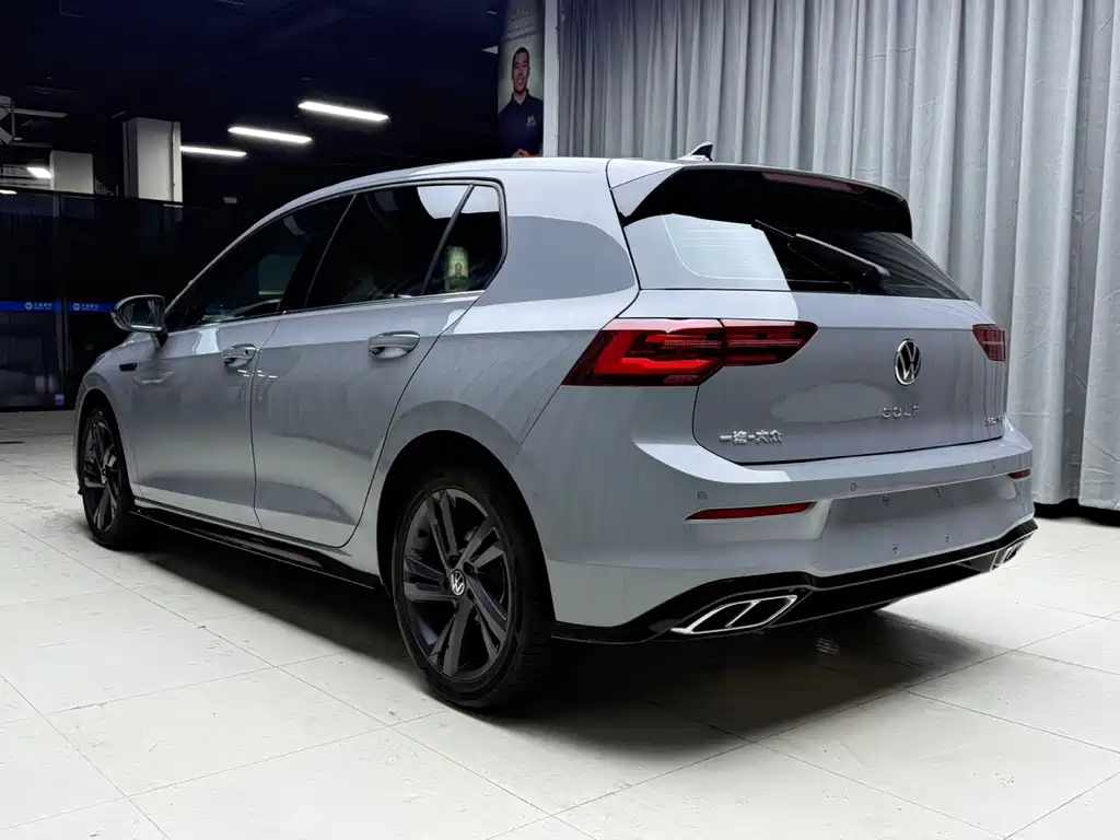 Volkswagen Golf 2022