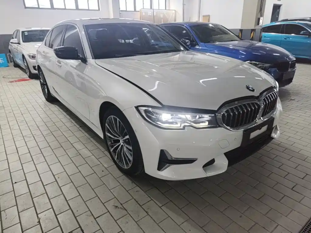 BMW 3 Series 2020