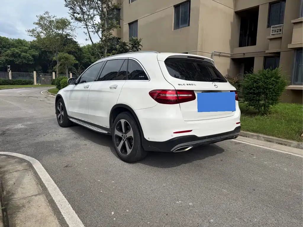 Mercedes-Benz GLC 2019 — фото 12