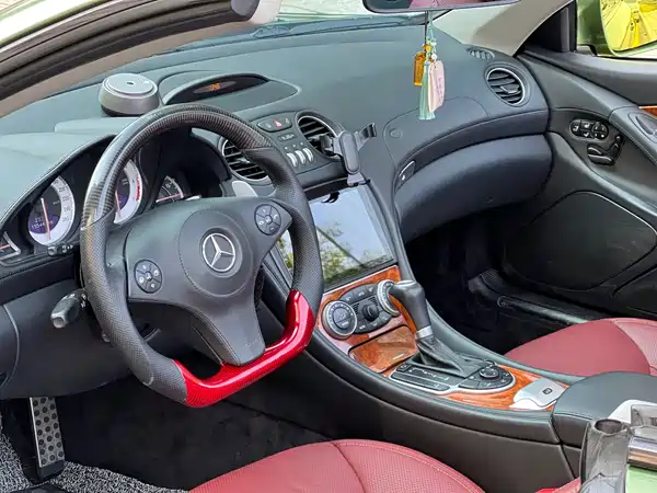 Mercedes-Benz SL-Class 2011