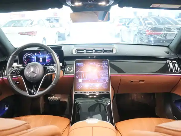 Mercedes-Benz S-Class 2023