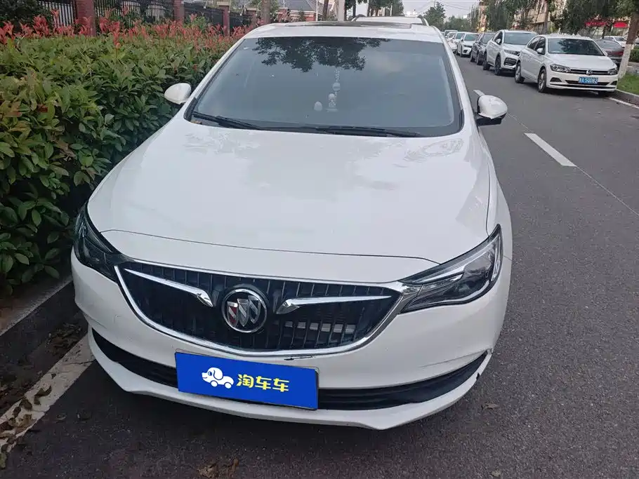 Buick Excelle 2018 — фото 2