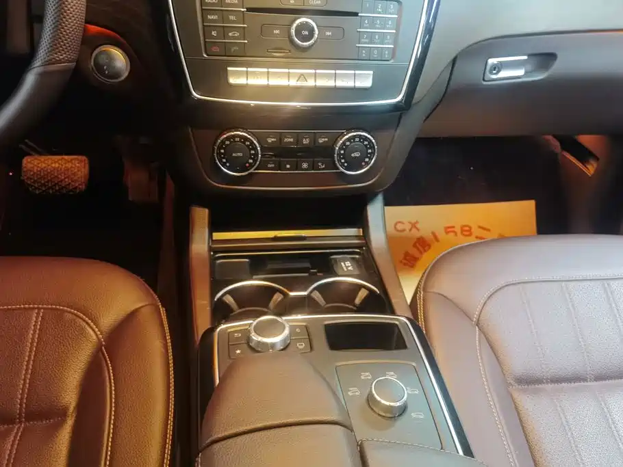 Mercedes-Benz GLE 2018 — фото 16