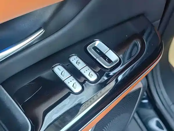 XPeng G9 2025