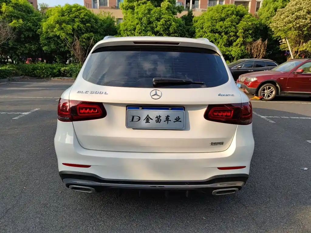 Mercedes-Benz GLC 2020 — фото 12