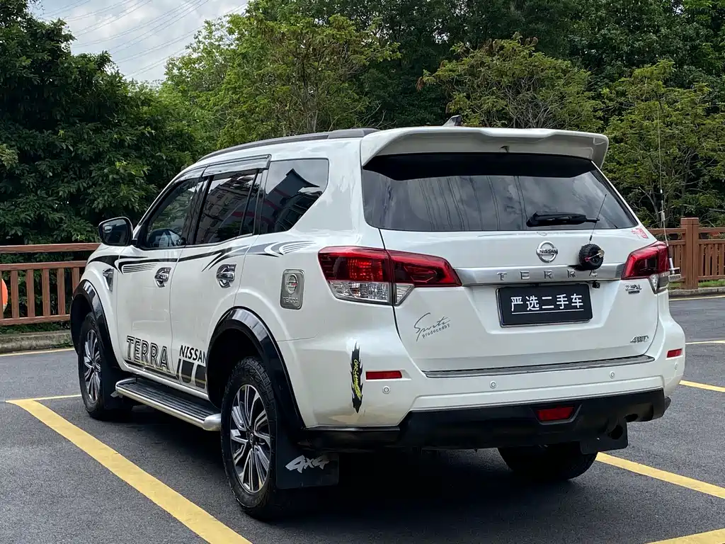 Nissan Terra 2020 — фото 10