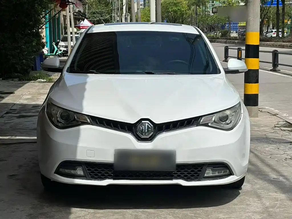 MG GT 2018 — фото 15
