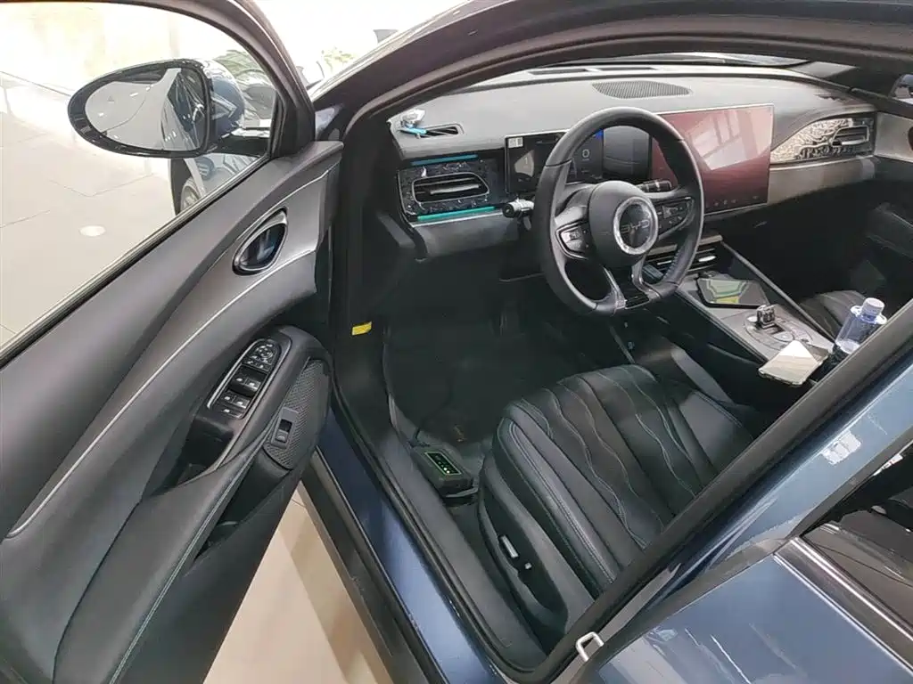 BYD Seal 06 2025 — фото 16