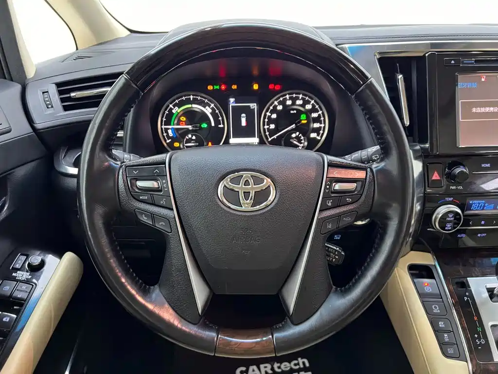 Toyota Alphard 2020 — фото 21