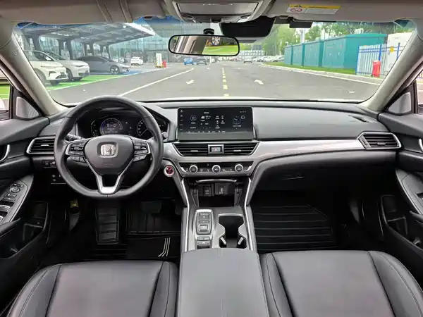 Honda Accord 2023