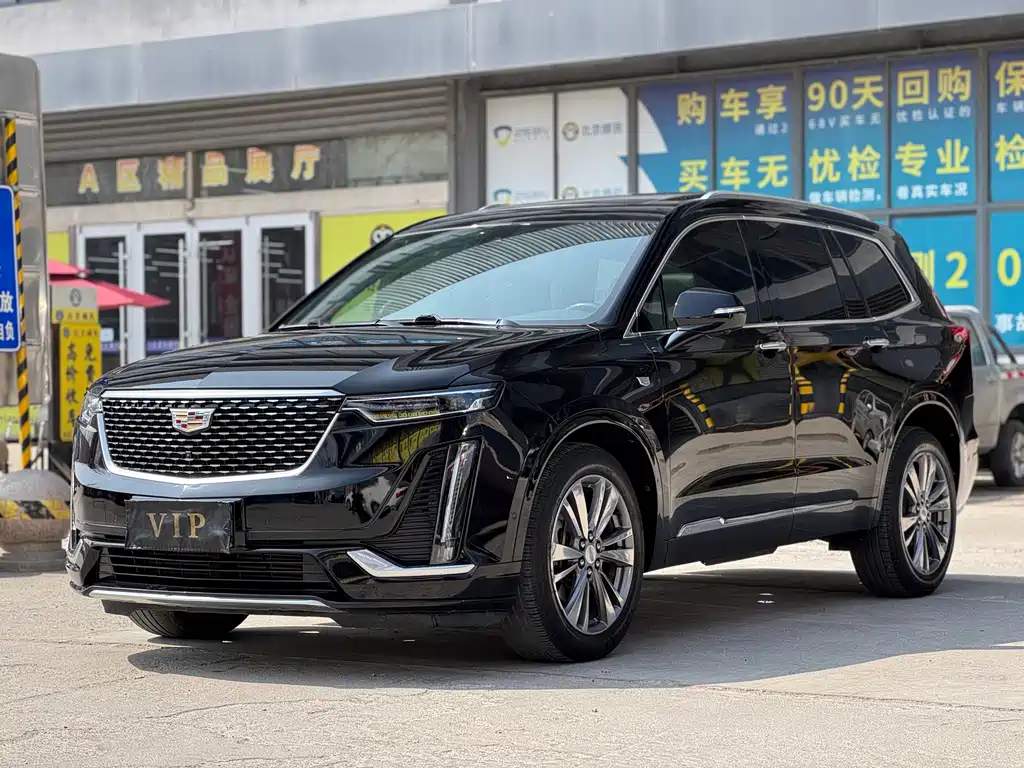 Cadillac XT6 2020 — фото 1