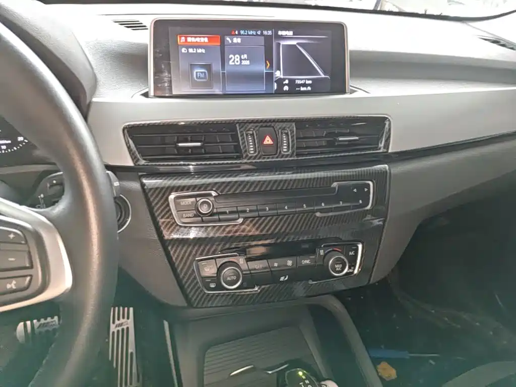 BMW X1 2018 — фото 13