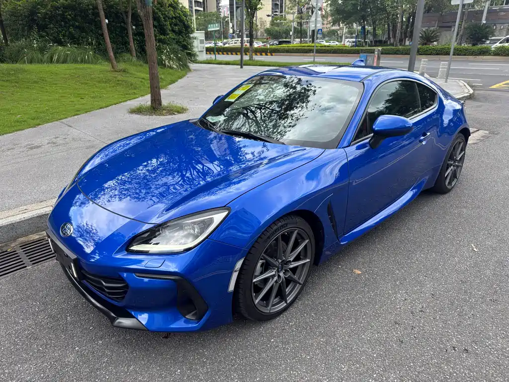 Subaru BRZ 2022 — фото 1