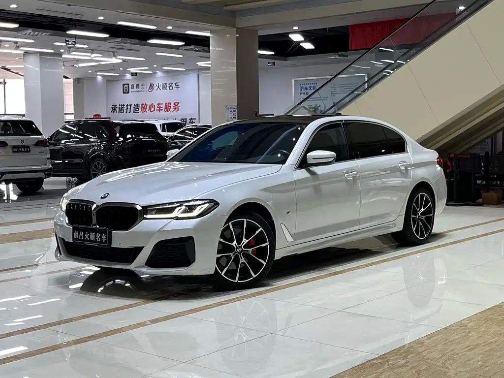 BMW 5 Series 2023