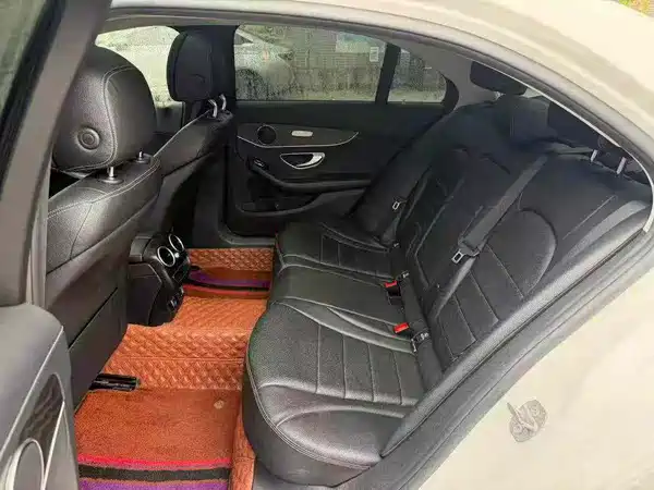 Mercedes-Benz C-Class 2021