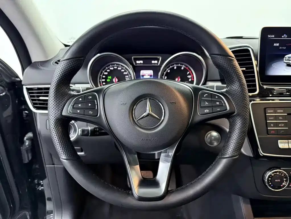 Mercedes-Benz GLE Coupe 2019 — фото 16