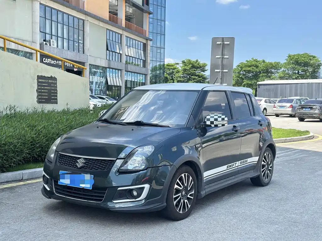 Suzuki Swift 2017 — фото 1