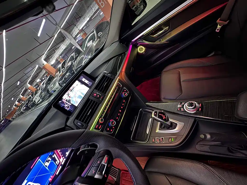 BMW 3 Series GT 2013 — фото 25