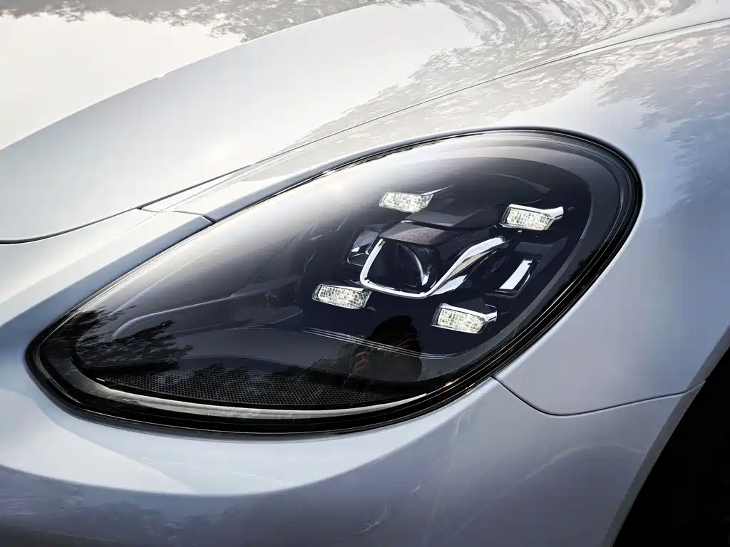 Porsche Panamera 2023 — фото 6