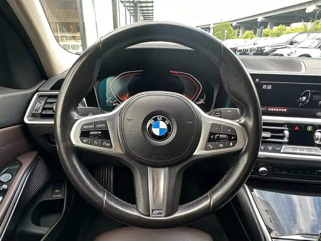 BMW 3 Series 2022 — фото 11