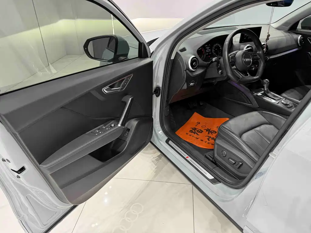 Audi Q2L 2022