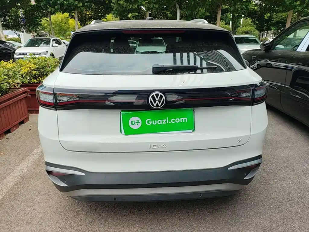 Volkswagen ID.4 X 2024