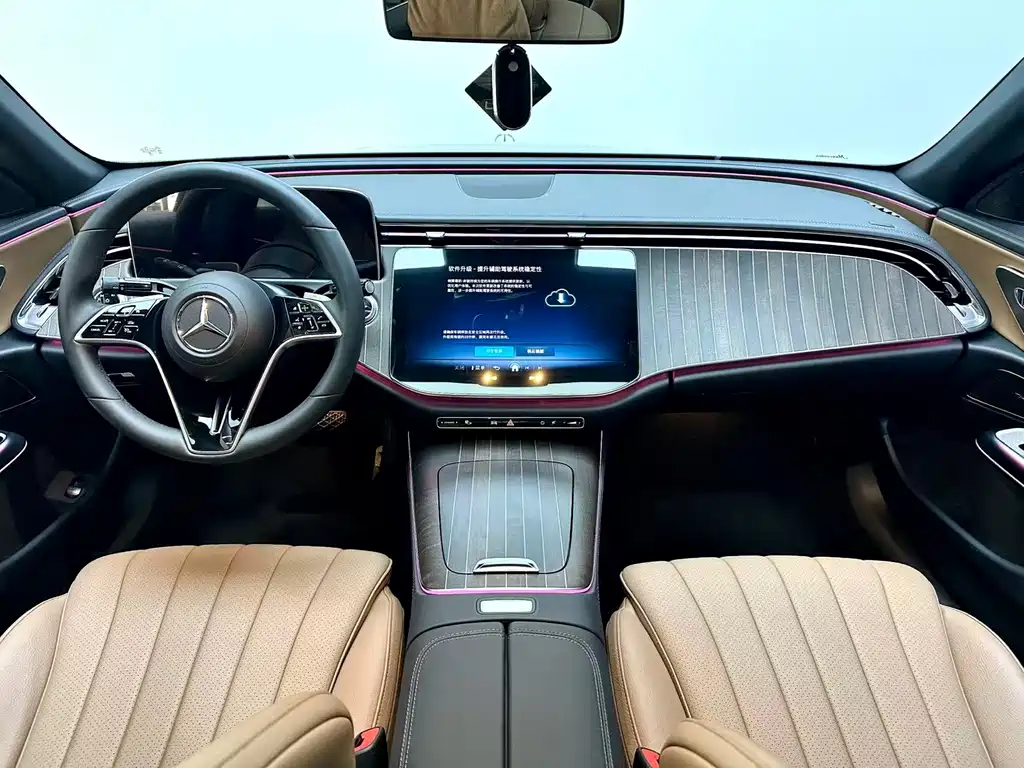 Mercedes-Benz E-Class 2024 — фото 13