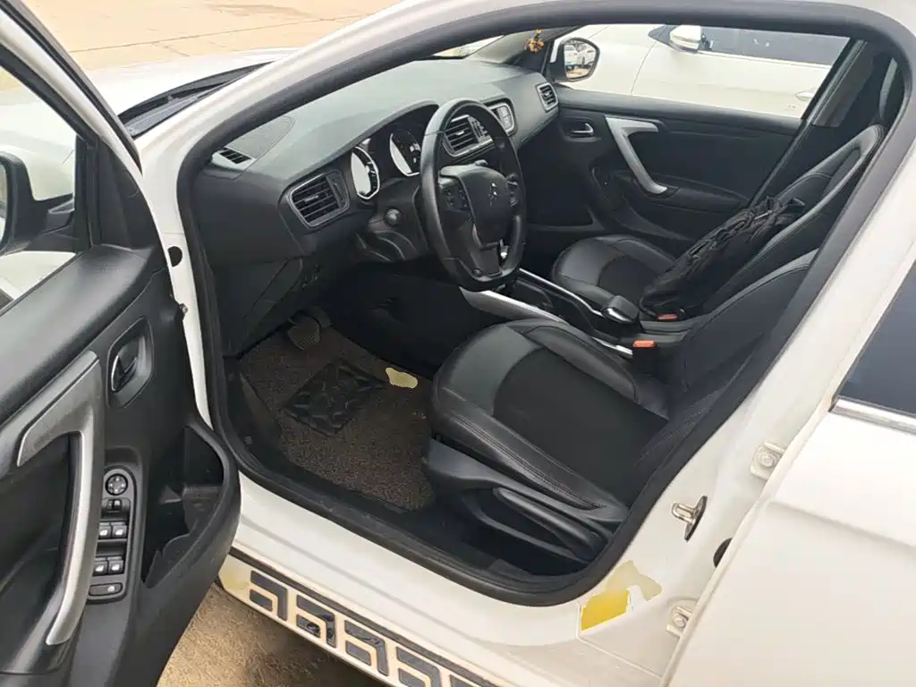 Citroën C3-XR 2015 — фото 16