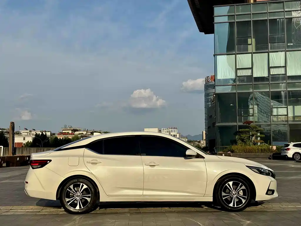 Nissan Sylphy 2021 — фото 16