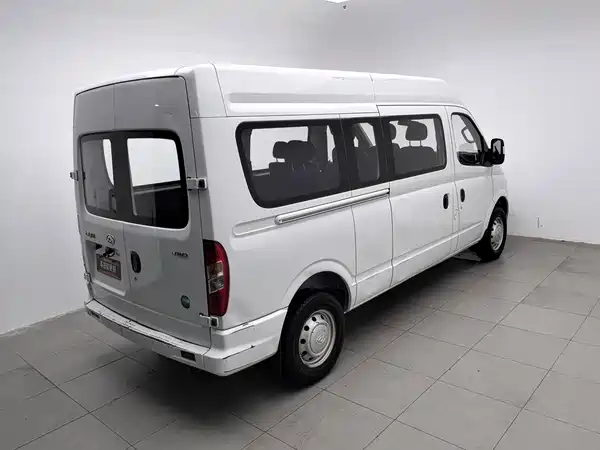 Maxus V80 2022