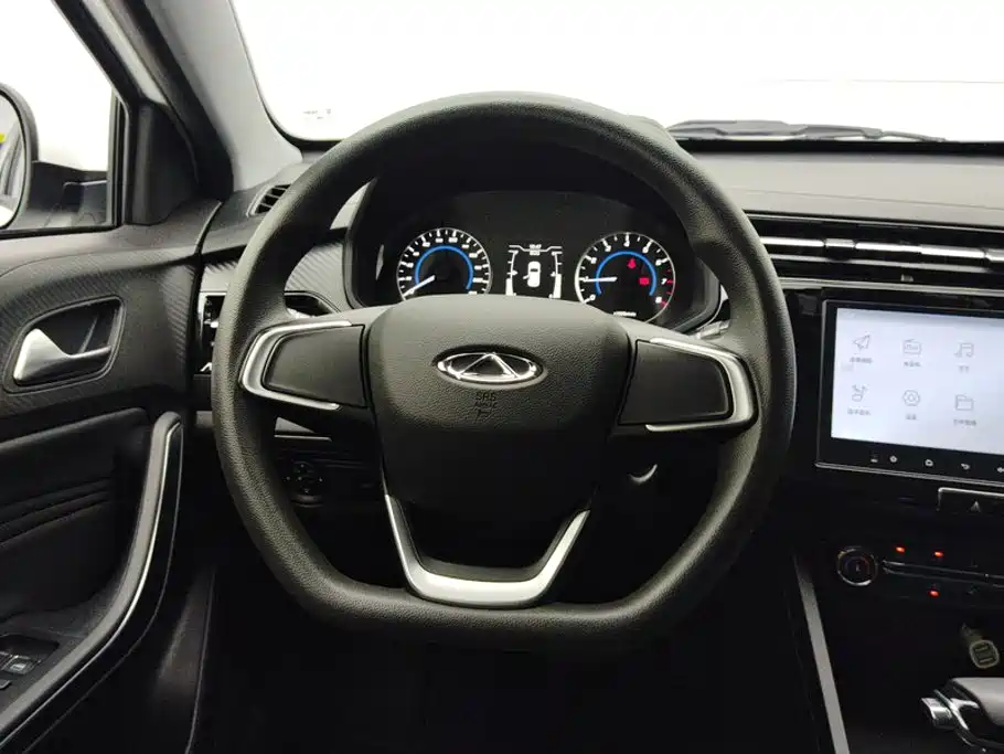 Chery Tiggo 3x 2025 — фото 15