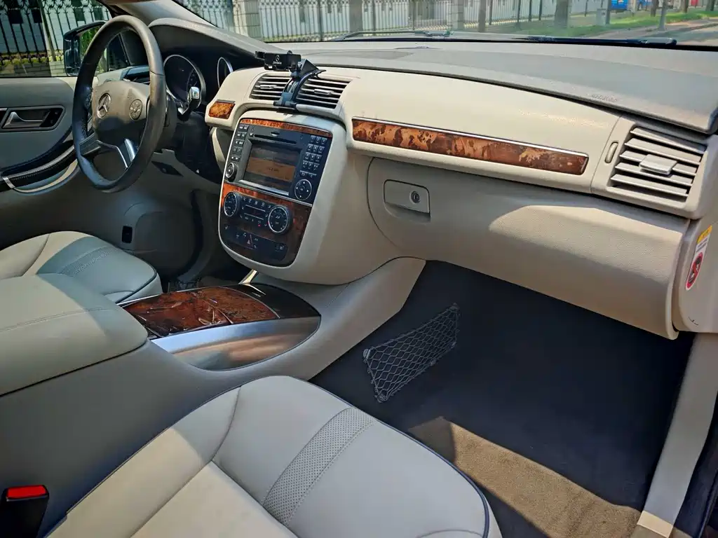 Mercedes-Benz R-Class 2013 — фото 19