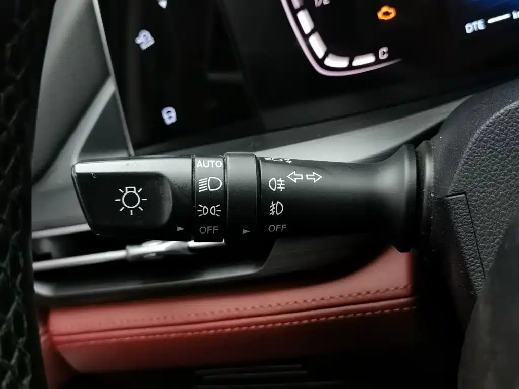Changan CS75PLUS 2020 — фото 21