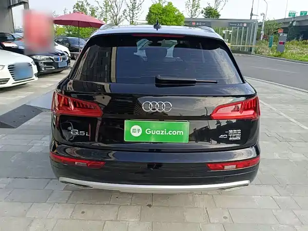 Audi Q5L 2020