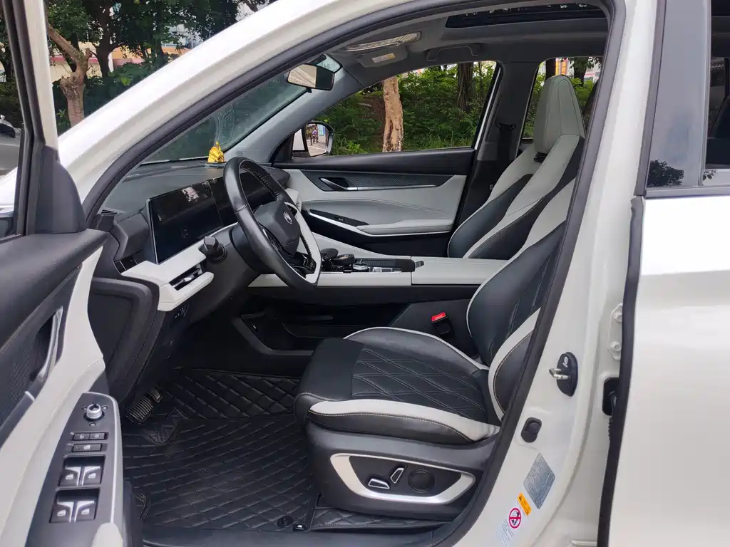 Changan CS75PLUS 2023 — фото 13