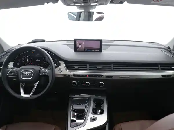 Audi Q7 2016
