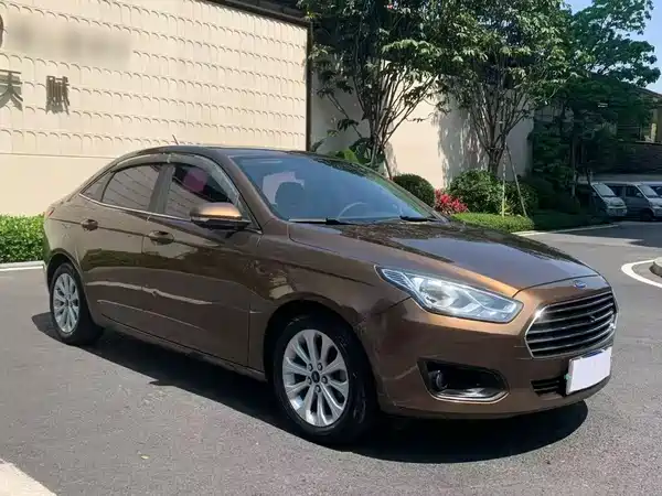Ford Escort 2018