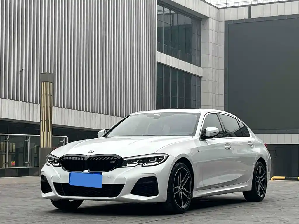 BMW 3 Series 2021