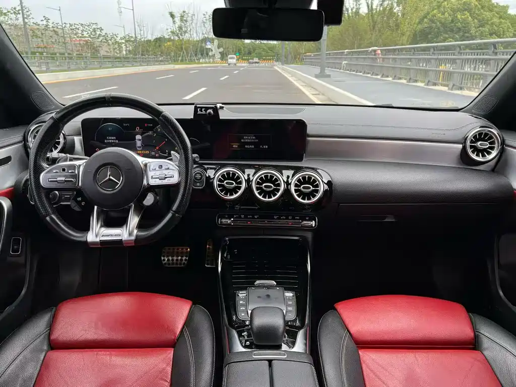 Mercedes-Benz Mercedes CLA AMG 2021