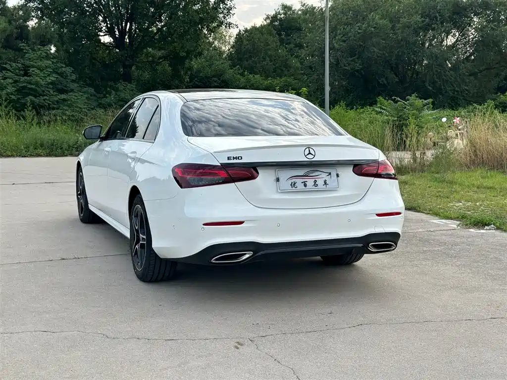 Mercedes-Benz E-Class 2021