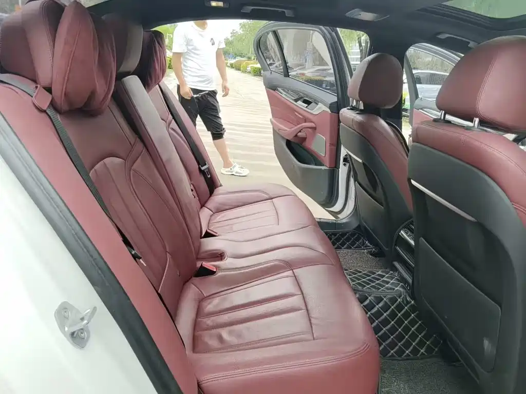BMW 5 Series 2019