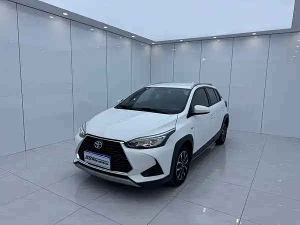 Toyota Yaris L 2022
