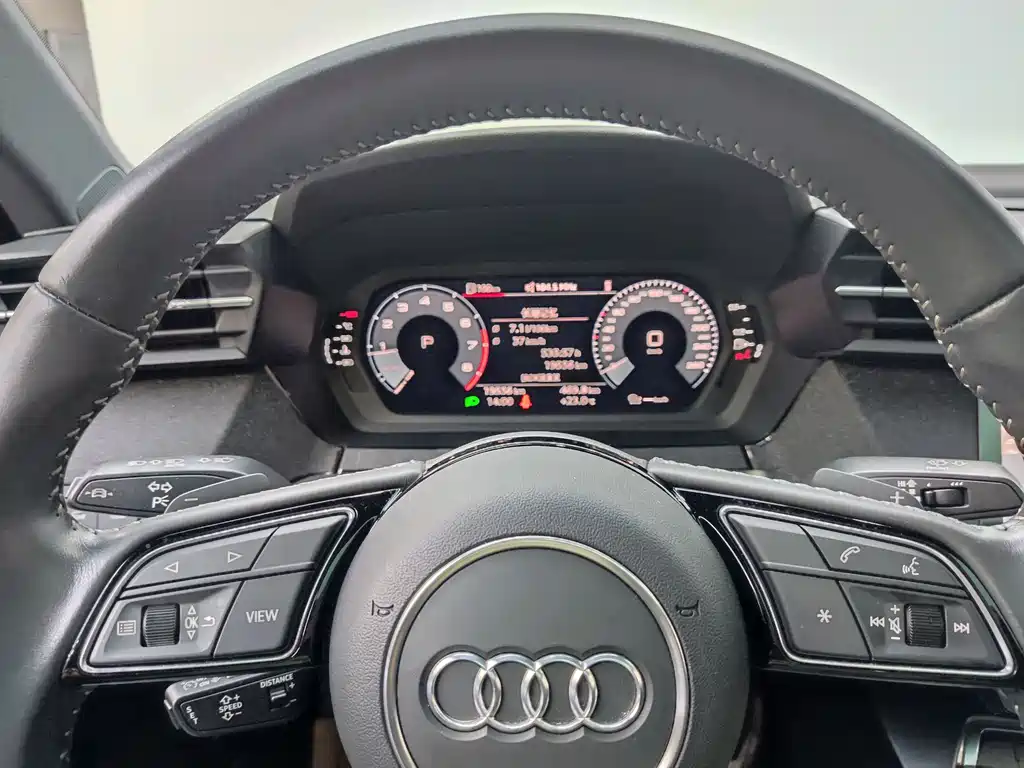 Audi A3 2022 — фото 10