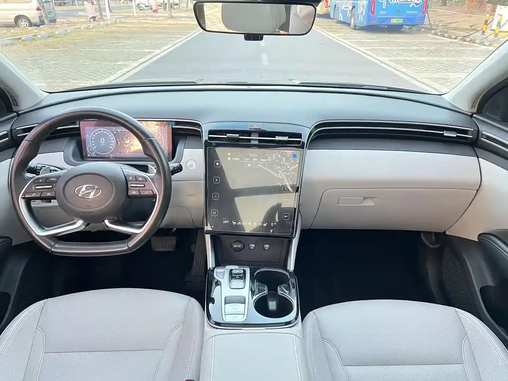 Hyundai Tucson 2021 — фото 14