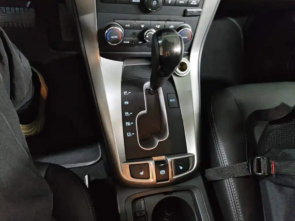Chevrolet Captiva 2017 — фото 14